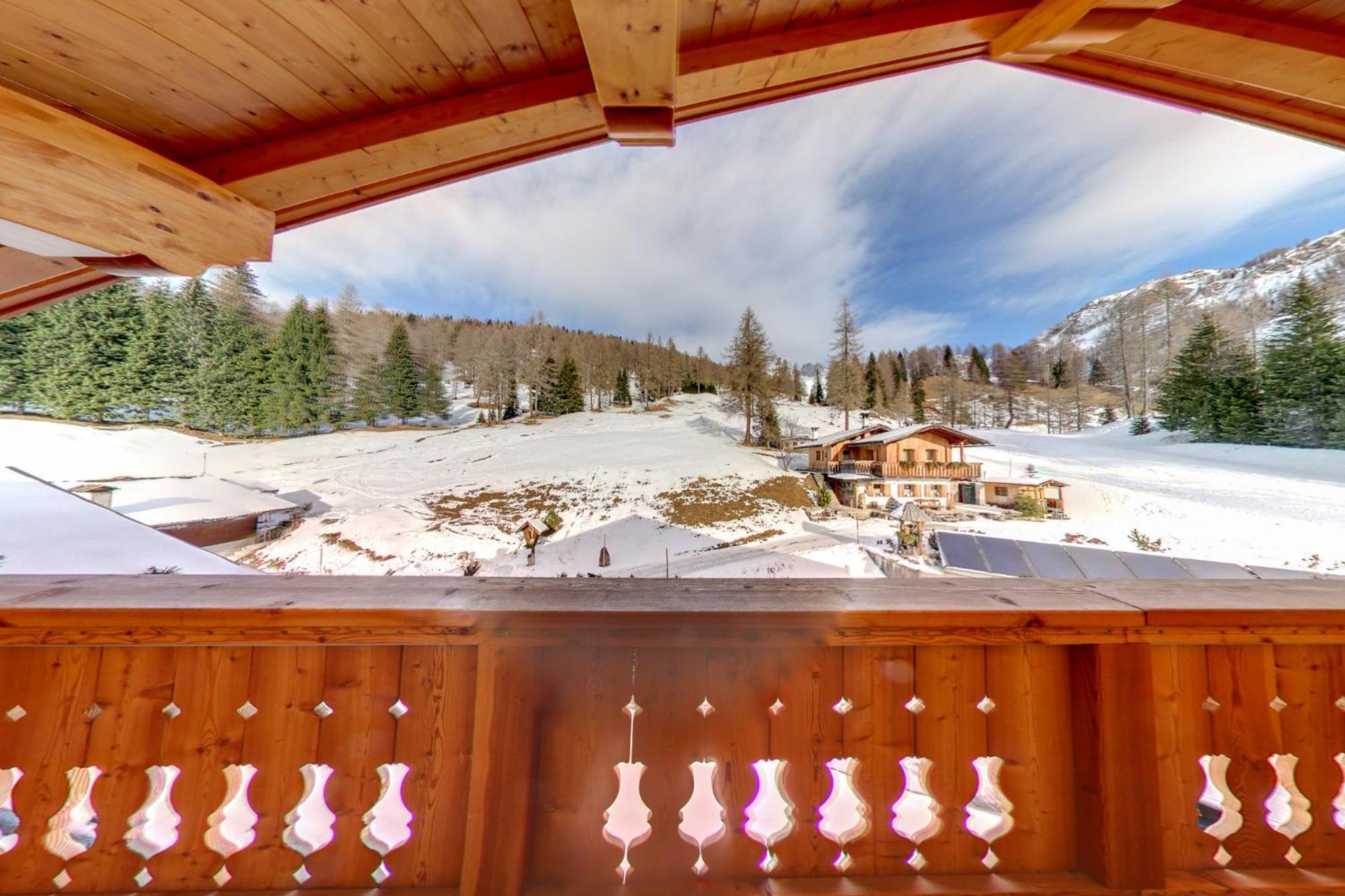 Hotel Rifugio Flora Alpina Passo San Pellegrino Exterior foto